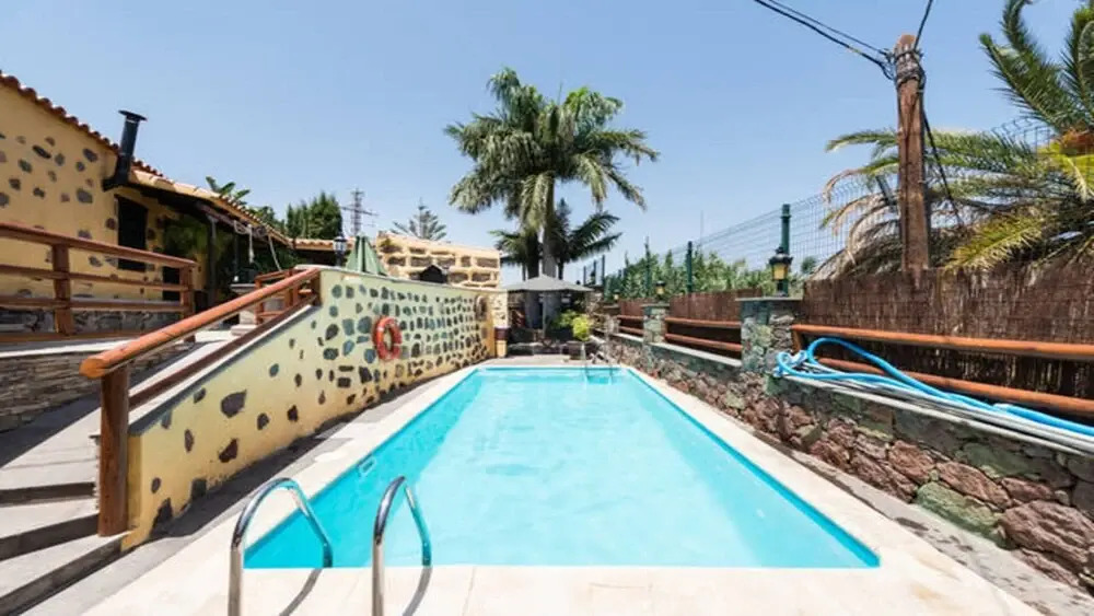 Villa With its own Swimming-pool, Jaccuzi and Sauna With Views to San Nicolas va