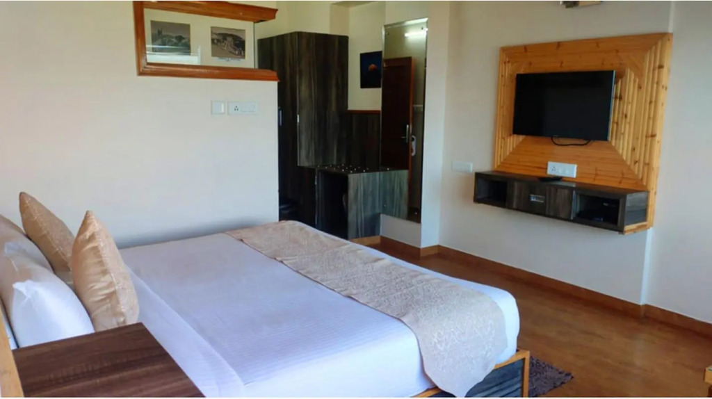 Hotel Rocky Knob Shimla