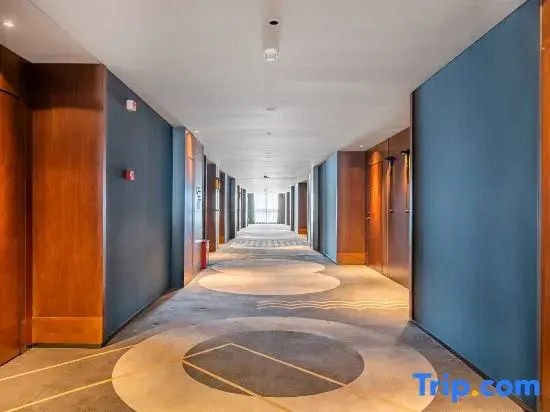 Tianlongwan Yiyue Hotel（Nanning Guangxi University Branch）