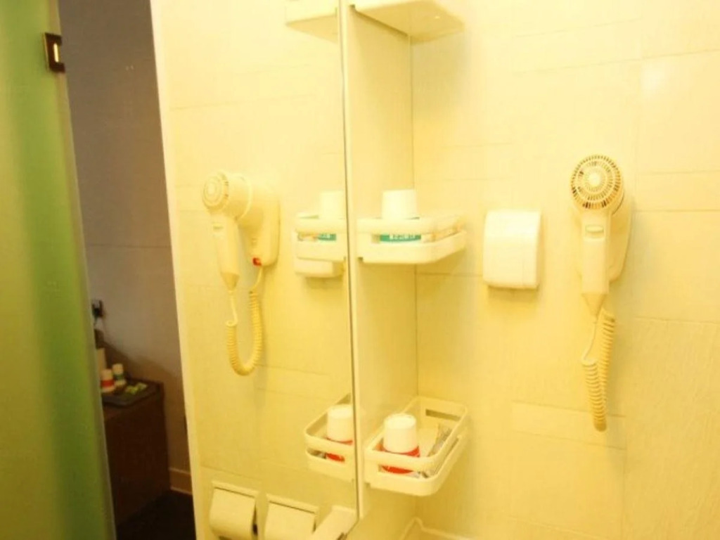 Jinjiang Inn Select Wuhan International Expo Center Maying Road Metro Station