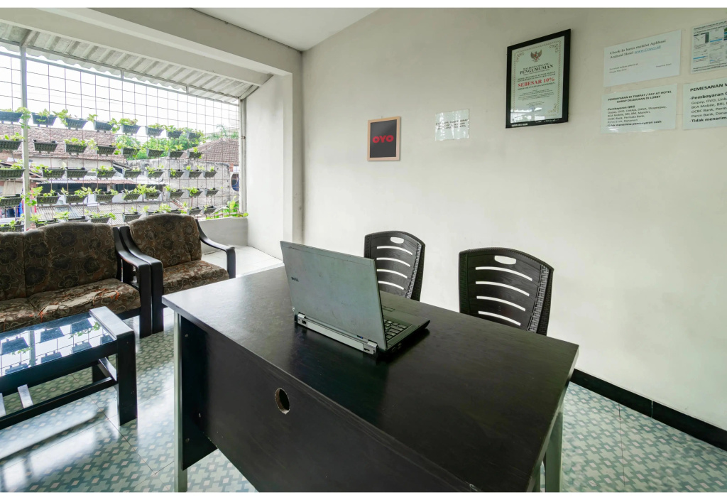 OYO 94147 Anasya Homestay