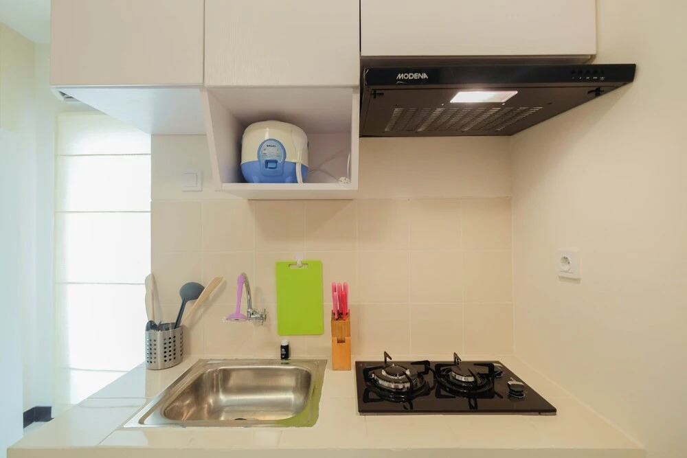 Homey and Comfy Studio Cinere Resort Apartment