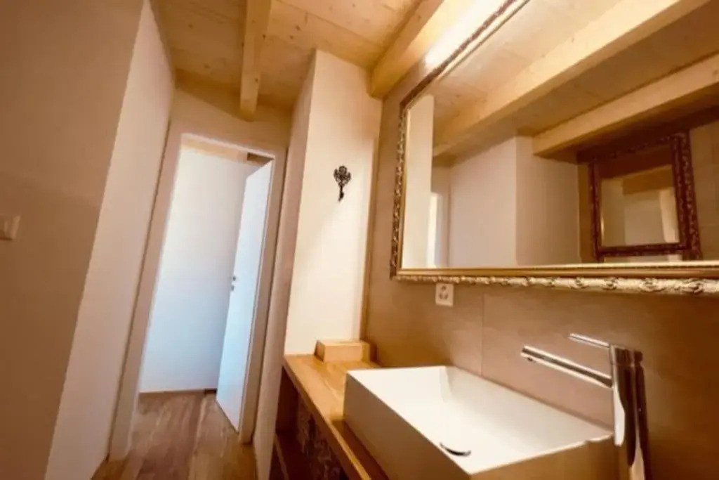 Chic new apartment x up to 4 people, pets allowed