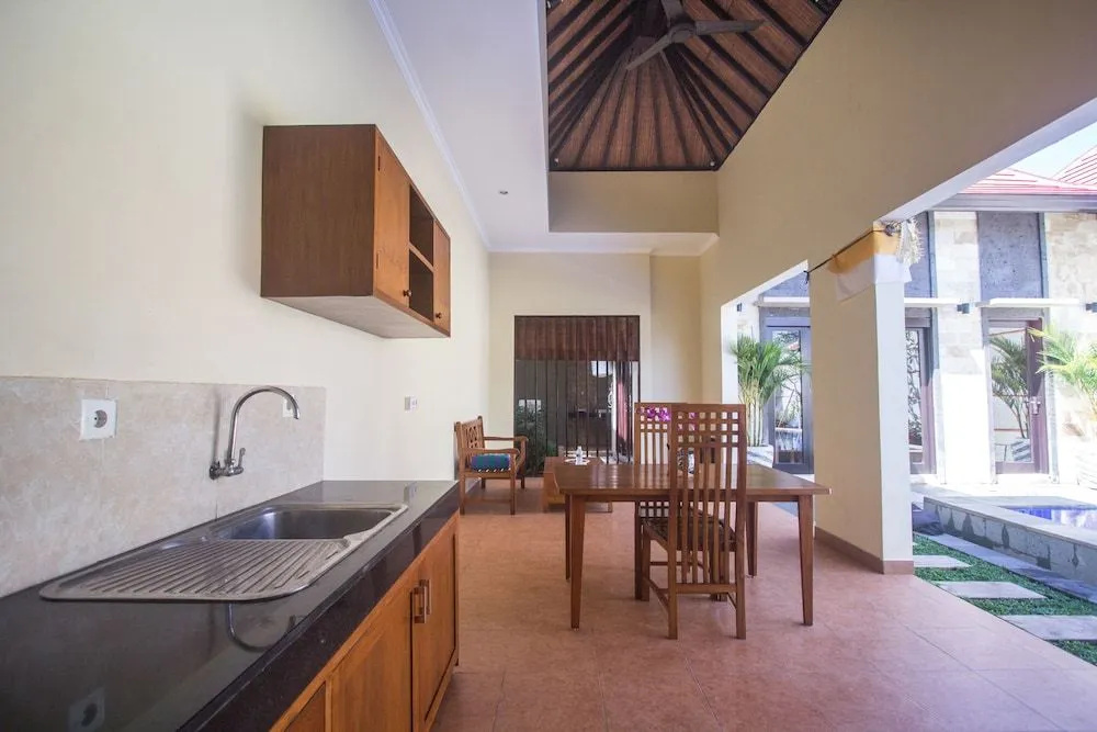 Kartika Dahayu Private Pool Villas