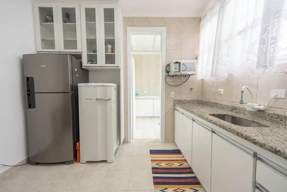 Incr vel e Ampla Casa a 200m da Praia da Enseada