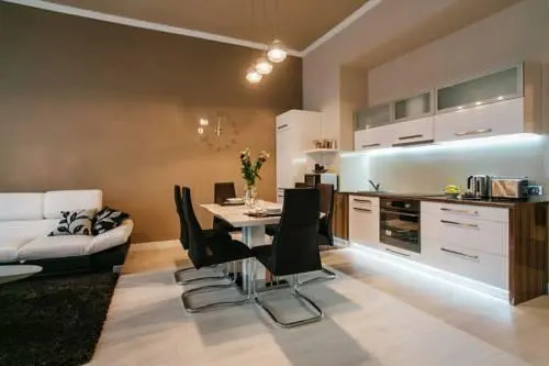 Parliament Luxury Apartment