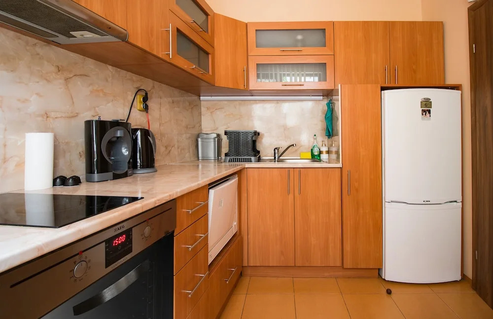 FM Luxury 2-BDR Apartment - Rocky House