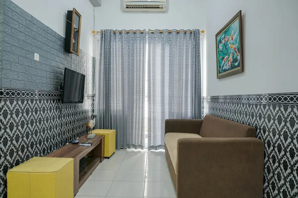 Fully Furnished with Comfortable 2BR Grand Palace Kemayoran Apartment