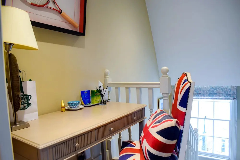 Chelsea 3 Bedroom House With Patio