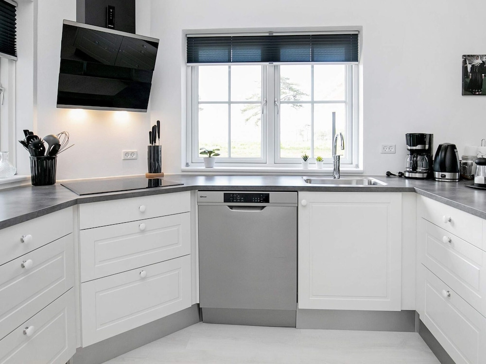 8 person holiday home in Læsø