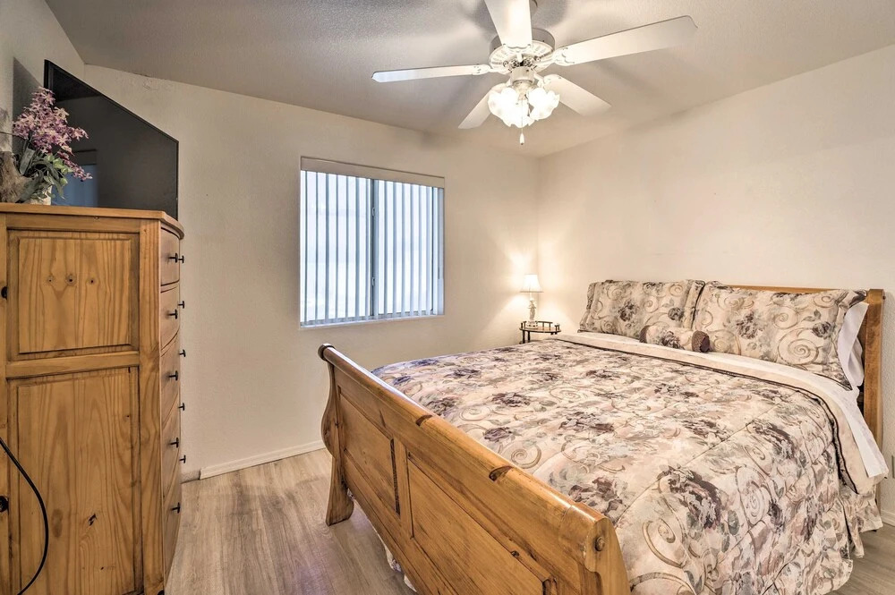 Charming Lake Havasu Home: 2 Mi to Body Beach!