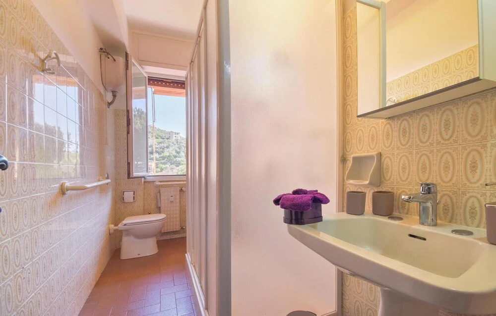 Nice Apartment in Recco With Wifi and 1 Bedrooms