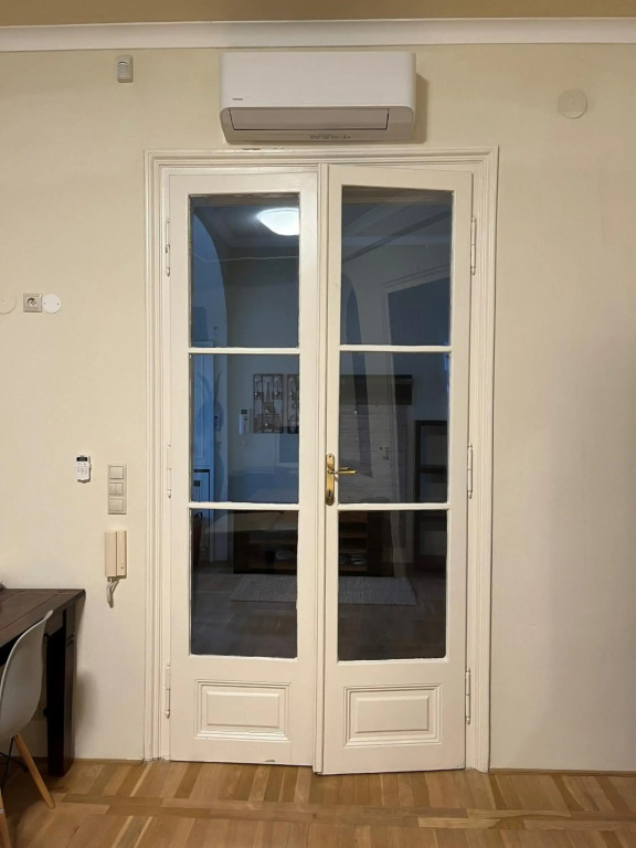 velký apartmán (145m2), v historickom centre Bratislavy na pešej zóne
