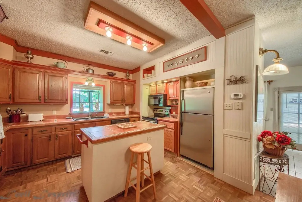 Carl Bellmer TS 360 - 2 Br Home