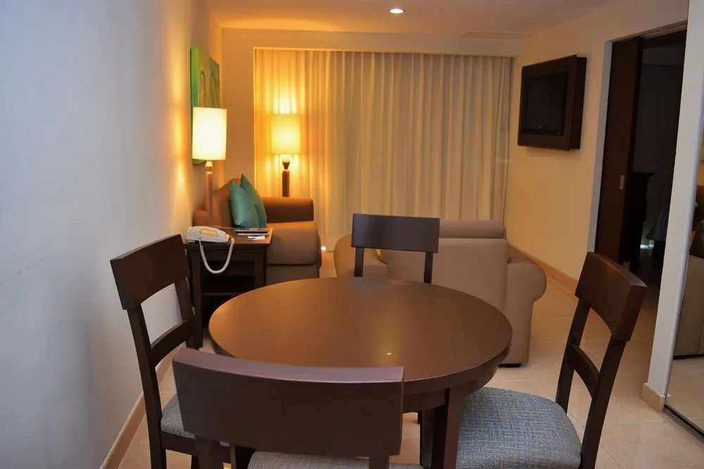 Astur Hotel & Residence