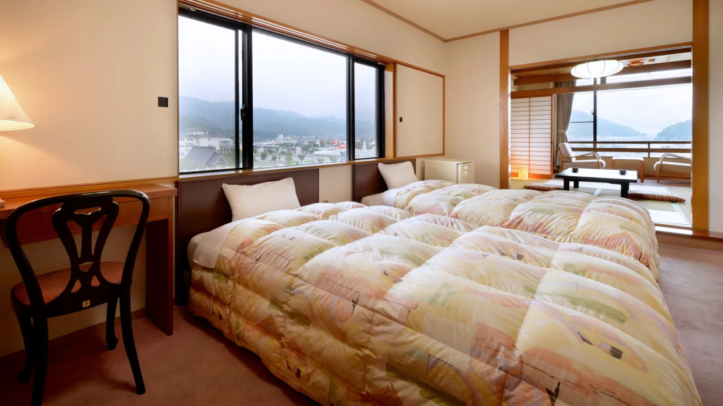 Tendo Grand Hotel Maizurusou