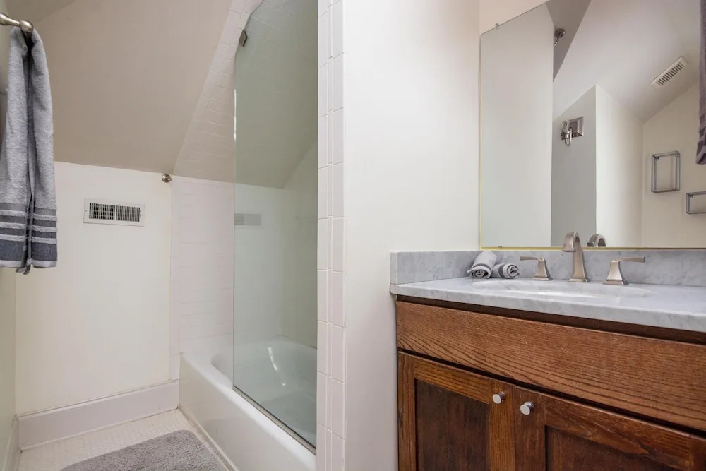 Updated East Nashville In Walkable Locale 3 Bedroom Home
