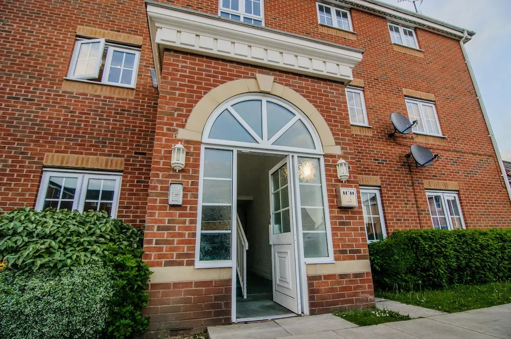 Sargeson Apartment