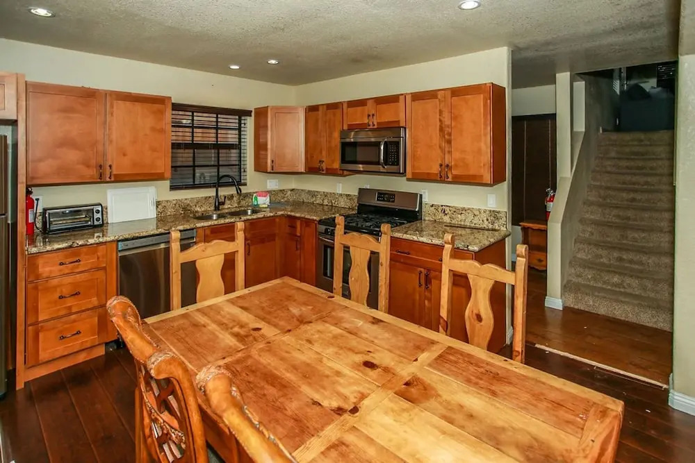 Fawnskin Chalet-1826 by Big Bear Vacations