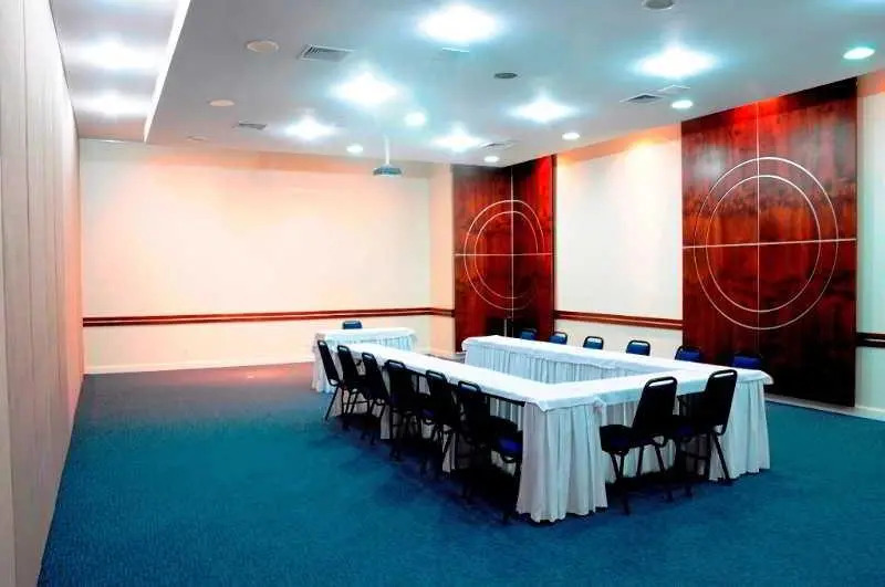 Slaviero Suites Curitiba Soho