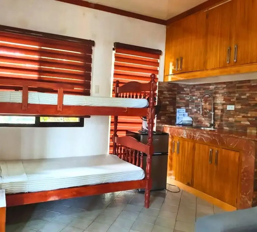 Appleton Little Paradise Beach Resort