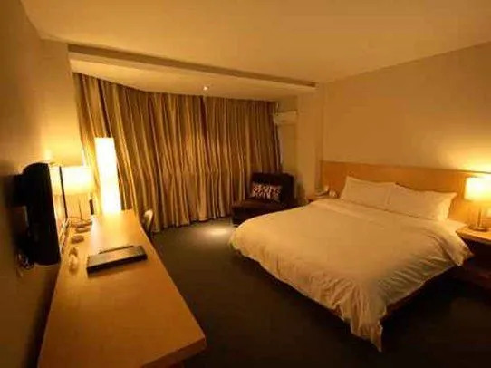 Super 8 by Wyndham Lanzhou Yong Chang Lu