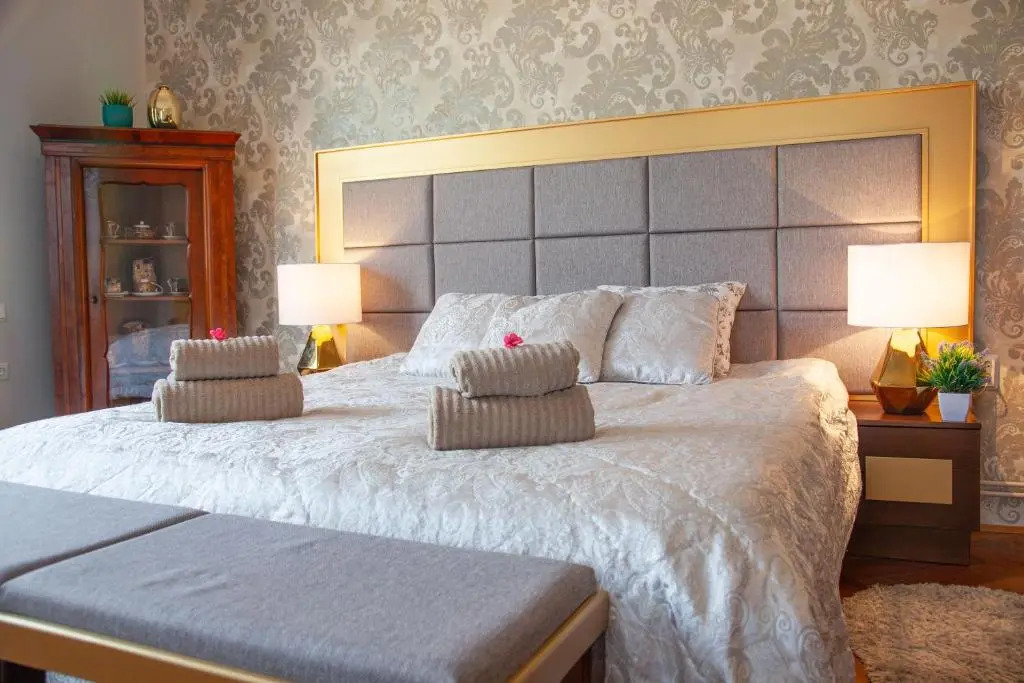 Villa Muenz Luxurious Residence