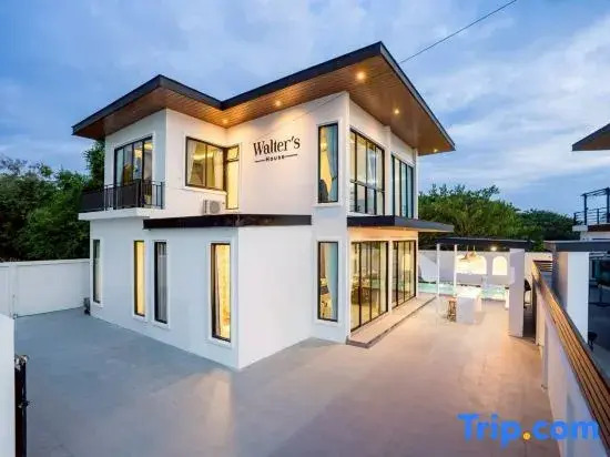 Walters House Pool Villa Pattaya