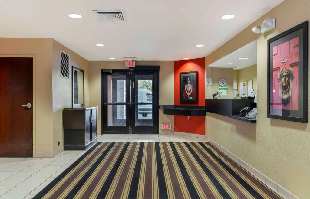 Extended Stay America Suites - Detroit - Metropolitan Airport