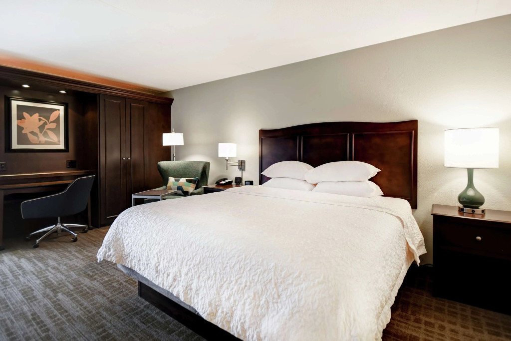 Hampton Inn Overland Park