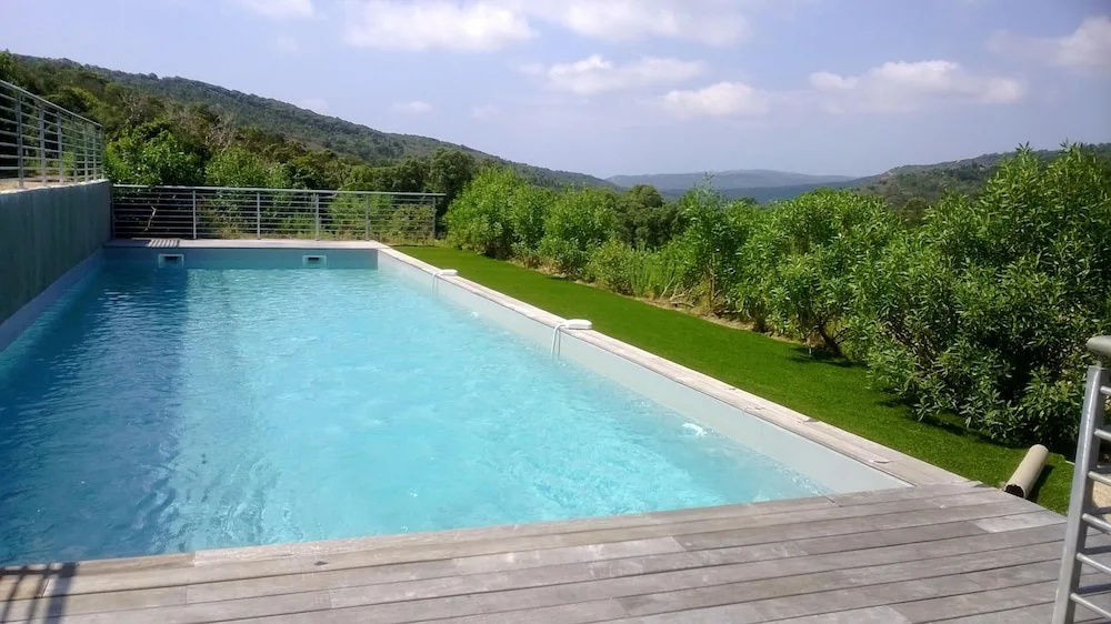 House With 3 Bedrooms in Bonifacio, With Wonderful Mountain View, Pool