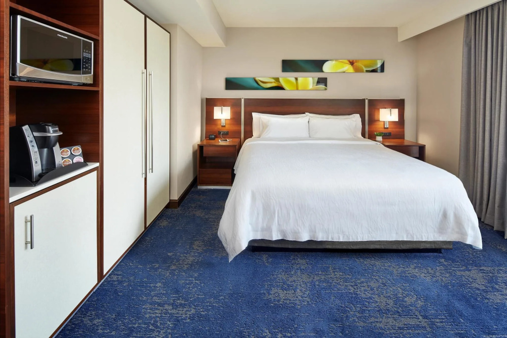 Hilton Garden Inn Waikiki Beach