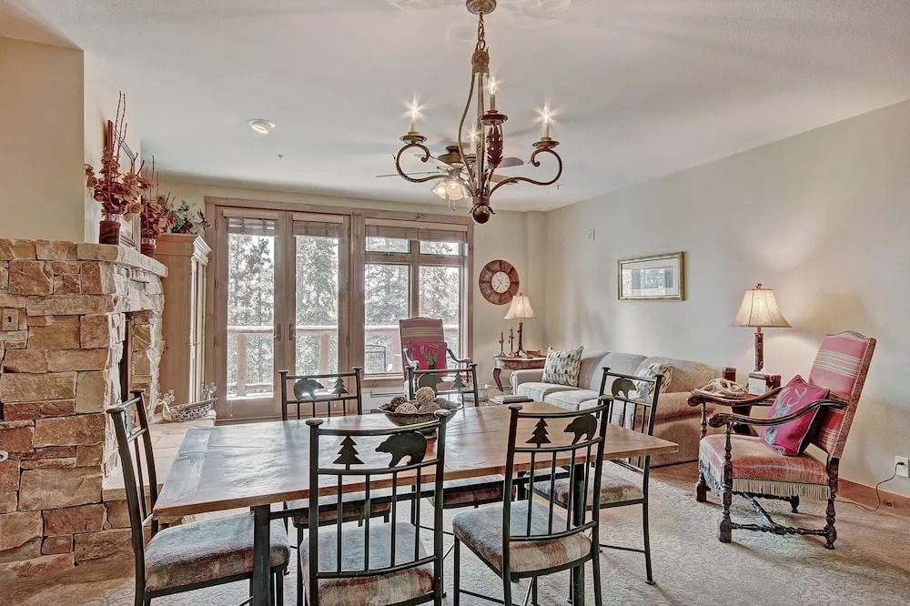 3069 Timbers  2 Bedroom Condo by RedAwning
