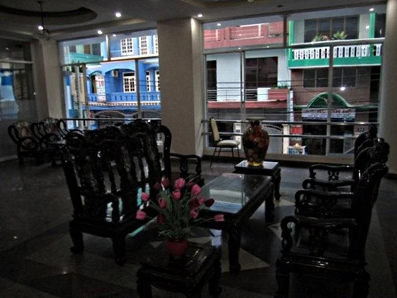 Khách Sạn Quốc Cường-Dì Tám