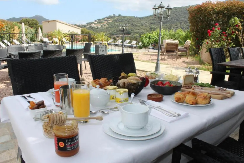 Les Bergeries dAlata Hôtel de charme & suites avec piscine