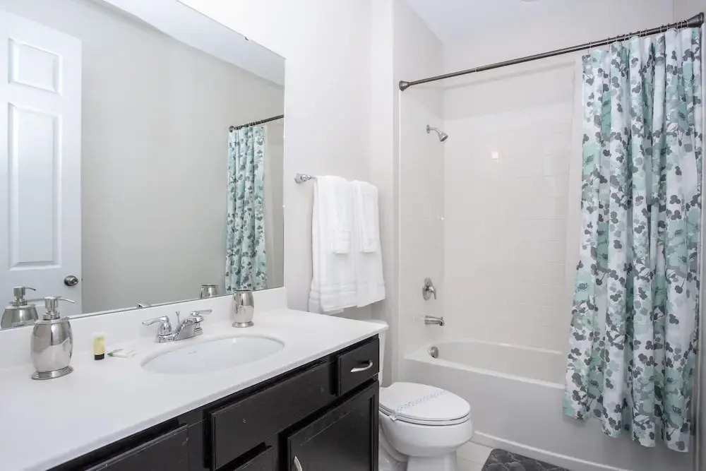 Gorgeous Four Bedroom w Pool Solara 1551