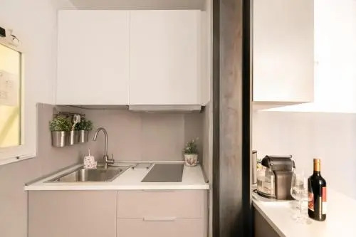 Living RHome - Condotti Apartment