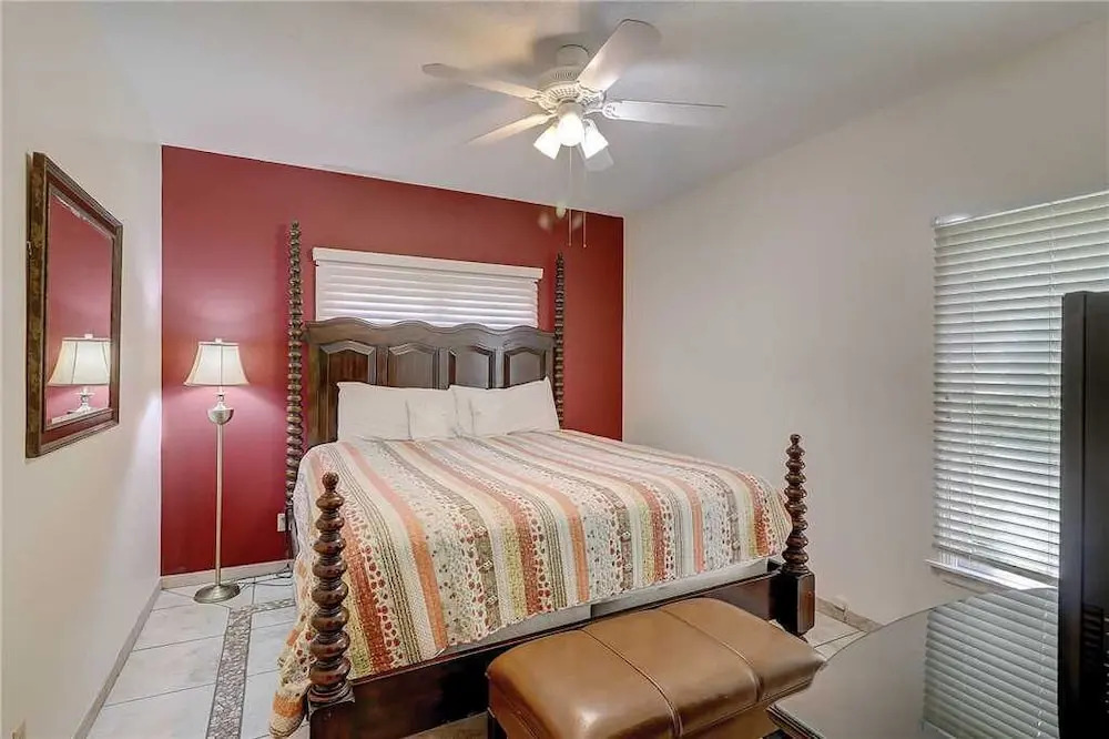 Ocean Breeze 33 - Three Bedroom Condo