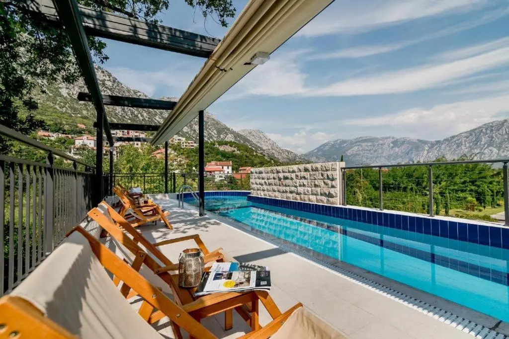 Green Bay Apartments Morinj