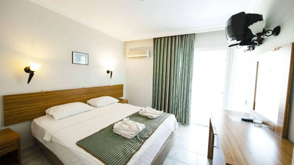 Mert Seaside Hotel