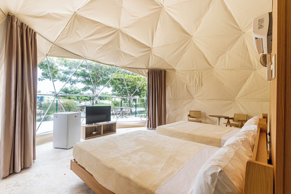 Bubble Glamping, Family 2 Beds, we Have a 12 Units Like This!