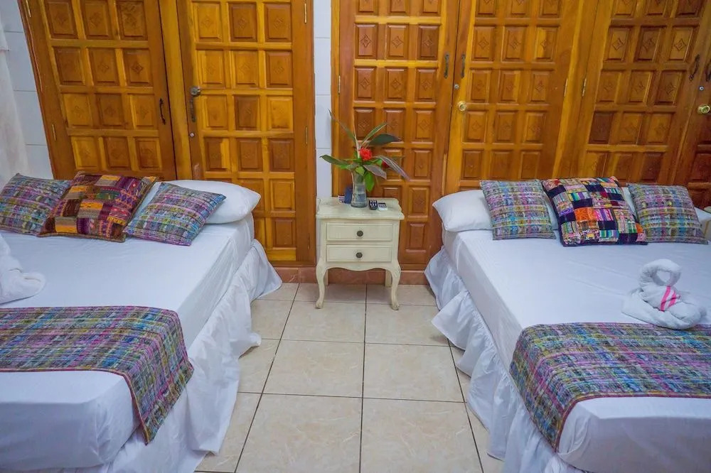 Hotel Maya