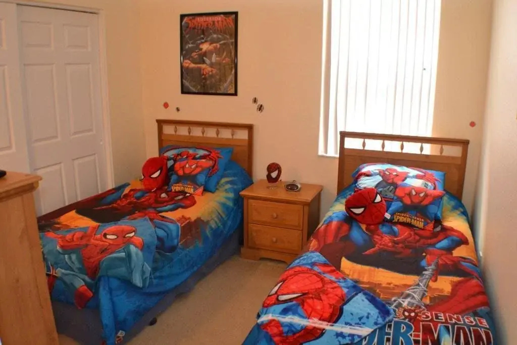 Windwood Bay-Mickey's Safari Adventure House