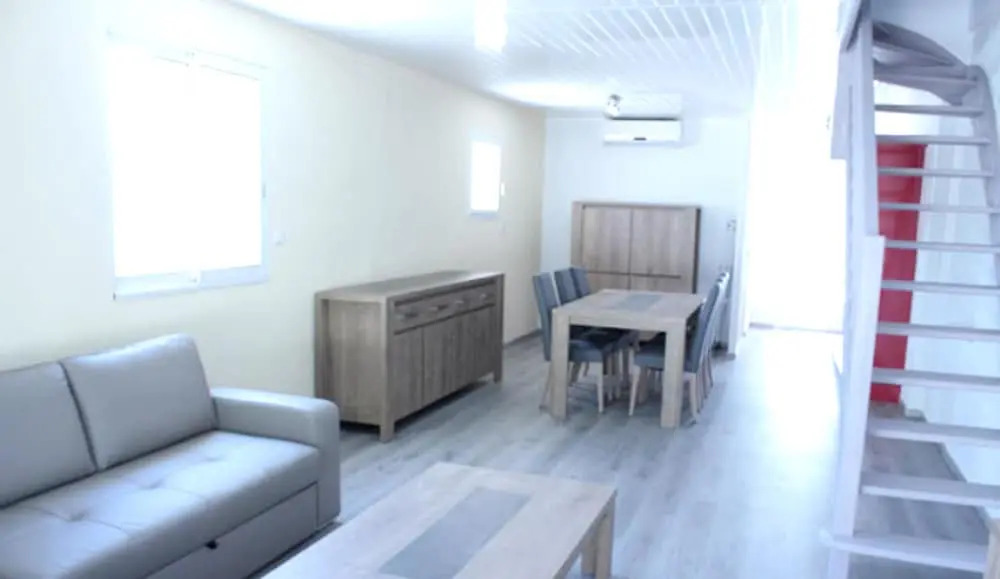 House With 2 Bedrooms in Magalas, With Pool Access, Enclosed Garden an