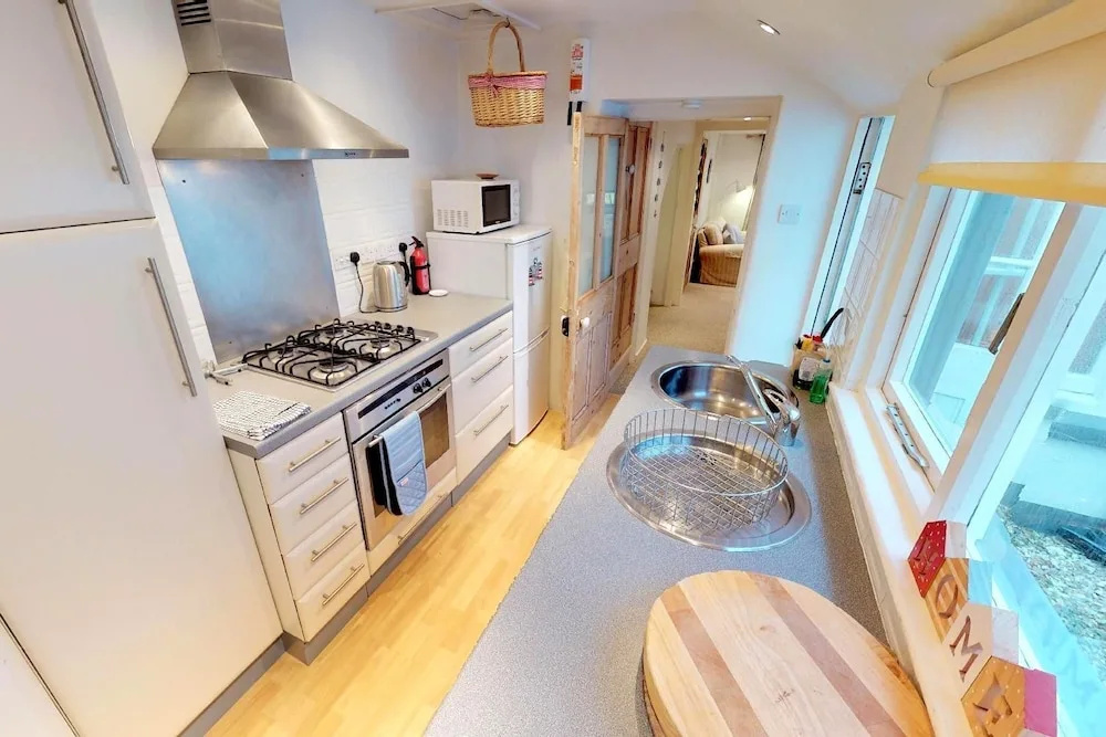 Appledore Escape Cottage 2 Bedrooms