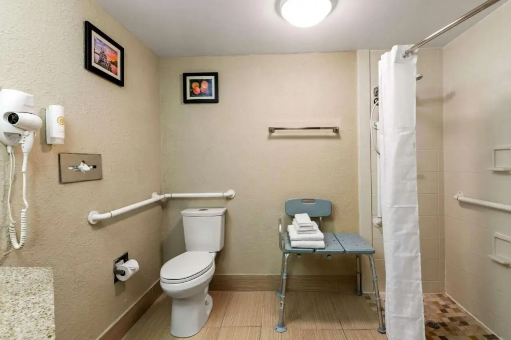 Courtyard by Marriott Atlanta Roswell