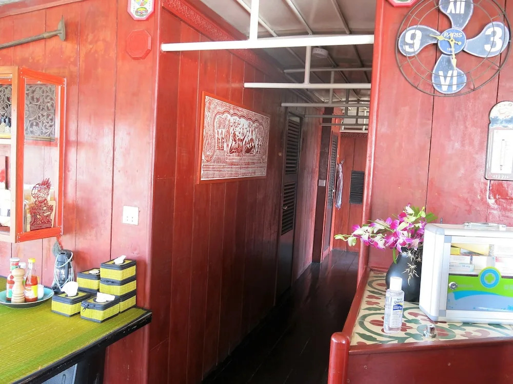 Phocea Cruise Siem Reap to Phnom Penh