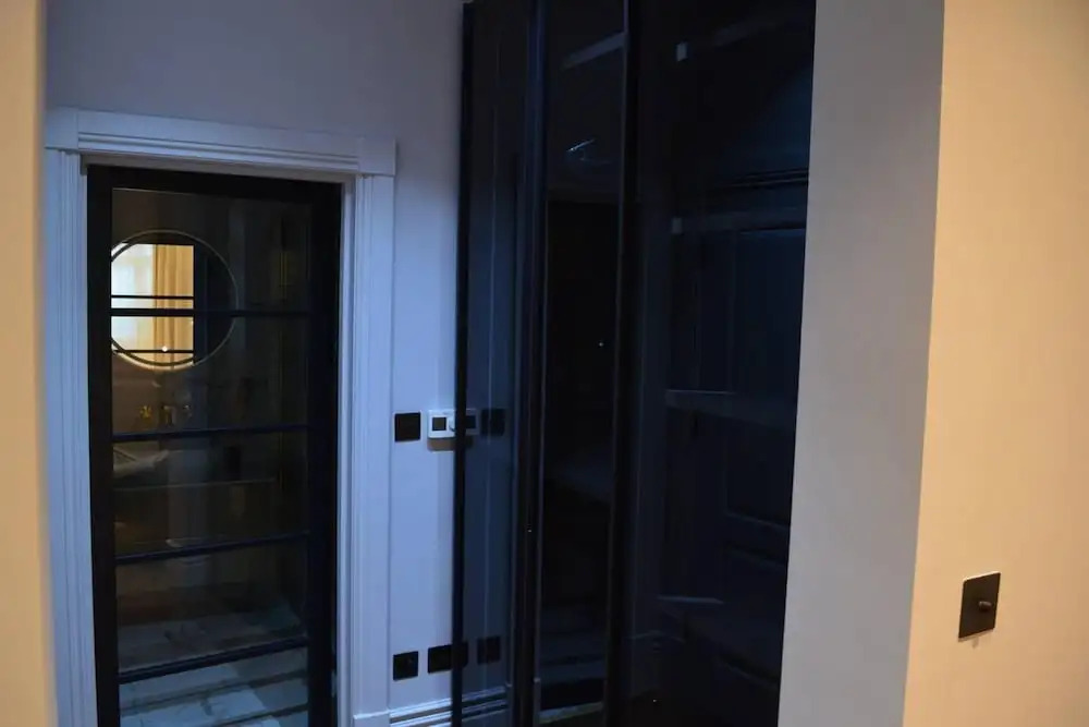 Stunning 2 Bedroom Apartment in London's Chelsea