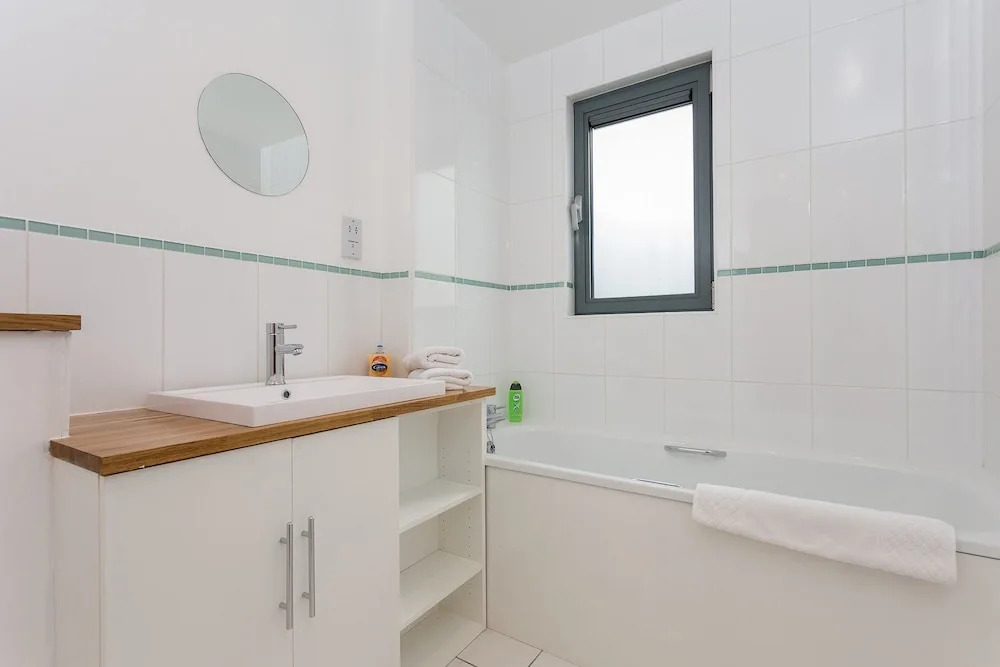 Spacious Flat With View of the Shard