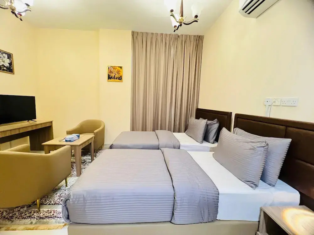 Town Plaza Hotel Apartments
